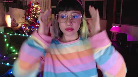 Snapshot of aquamarinebubble chatting on 12/17/24, 06:02 Zam independent model online show from 12/17/24, 06:02