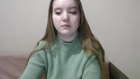 Snapshot of aquanarmin chatting on 12/15/24, 09:20 Josefin online show from 12/15/24, 09:20