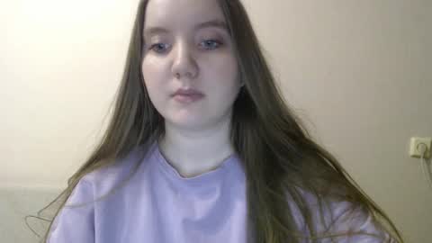 Snapshot of aquanarmin chatting on 02/14/25, 12:36 Josefin online show from 02/14/25, 12:36