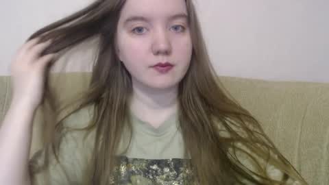 Josefin online show from 11/11/25, 04:23