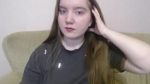 Josefin online show from 11/14/25, 03:38