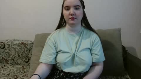 Josefin online show from 05/23/26, 06:29