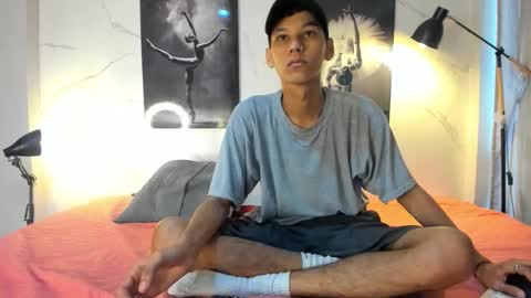 aquarius_xxx online show from 11/04/25, 12:48