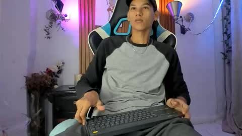 aquarius_xxx online show from 11/06/25, 11:33