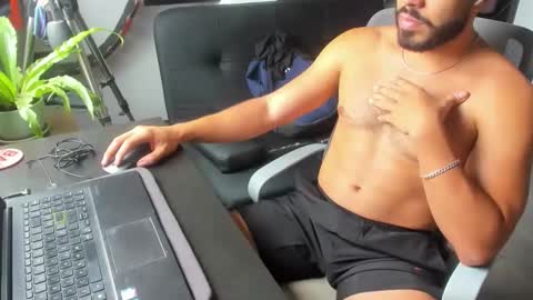 Snapshot of aquiles0224 chatting on 02/03/26, 04:34 T. online show from 02/03/26, 04:34