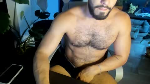 Snapshot of aquiles0224 chatting on 05/12/26, 01:14 T. online show from 05/12/26, 01:14