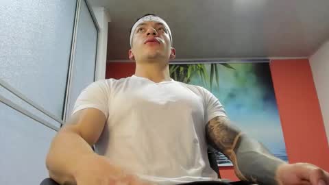 Jonathan online show from 03/05/26, 04:58