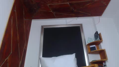 AquilesElpapi online show from 02/24/25, 01:31