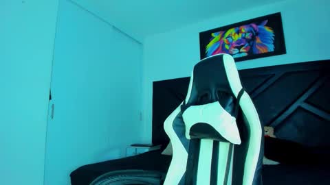 AquilesElpapi online show from 11/14/25, 09:35