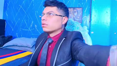 Snapshot of aquilestaylor chatting on 06/01/26, 12:29 aquilestaylor online show from 06/01/26, 12:29