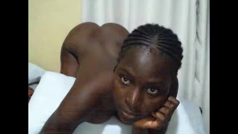 ara bellah online show from 10/11/25, 10:08