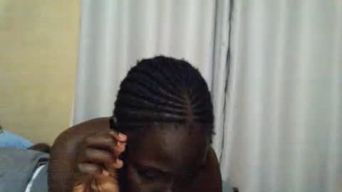 ara bellah online show from 10/20/25, 09:48