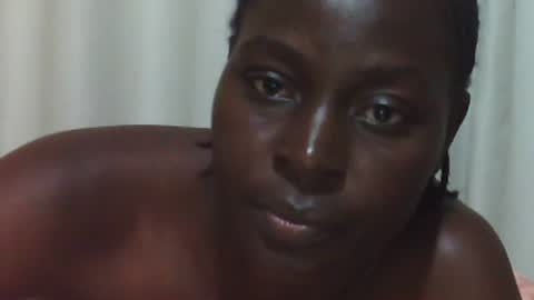 ara bellah online show from 11/15/25, 10:04