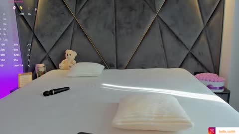 Snapshot of arabian_beautyy chatting on 03/05/25, 08:32 IsaBella online show from 03/05/25, 08:32