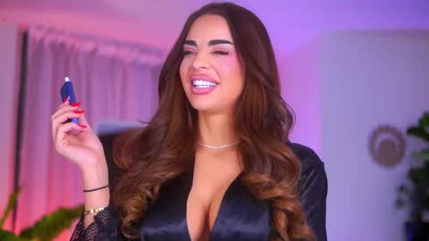 IsaBella online show from 03/17/26, 08:01