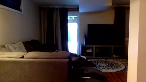 Knowledgeiskeyy online show from 12/17/25, 01:17