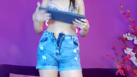 Aranza online show from 11/18/25, 12:53