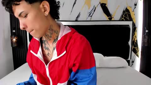 Arceluz  online show from 01/30/25, 03:22