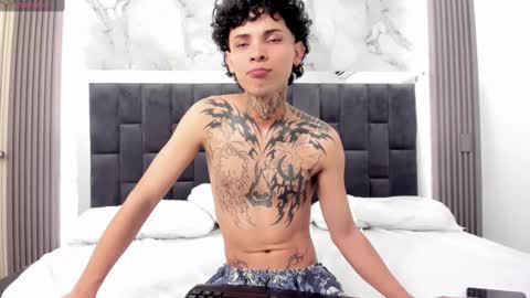 Arceluz  online show from 02/10/25, 06:53