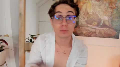 Snapshot of archie_kings_ chatting on 01/16/25, 03:24 Archie online show from 01/16/25, 03:24