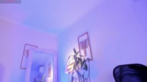 Snapshot of archie_kings_ chatting on 02/07/25, 02:47 Archie online show from 02/07/25, 02:47