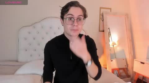 Snapshot of archie_kings_ chatting on 02/09/25, 01:35 Archie online show from 02/09/25, 01:35