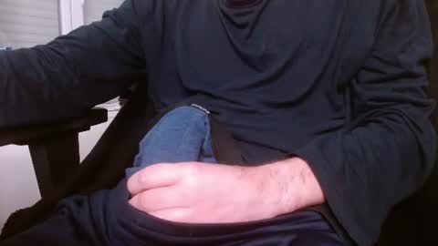 Snapshot of arekusan6 chatting on 12/08/24, 08:41 Arek online show from 12/08/24, 08:41