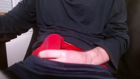 Snapshot of arekusan6 chatting on 12/14/24, 10:13 Arek online show from 12/14/24, 10:13