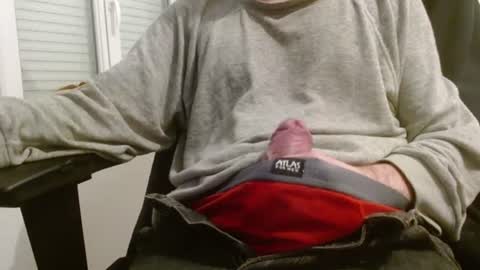 Snapshot of arekusan6 chatting on 01/23/25, 06:24 Arek online show from 01/23/25, 06:24