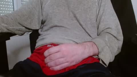 Snapshot of arekusan6 chatting on 03/11/25, 10:07 Arek online show from 03/11/25, 10:07