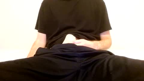 Snapshot of arekusan6 chatting on 11/03/25, 09:16 Arek online show from 11/03/25, 09:16