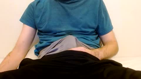 Snapshot of arekusan6 chatting on 12/05/25, 07:21 Arek online show from 12/05/25, 07:21