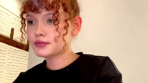 Aresha  online show from 05/16/26, 07:34