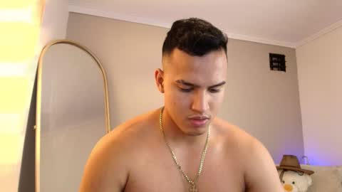 Snapshot of areslevi chatting on 01/13/26, 06:57 ares levi online show from 01/13/26, 06:57