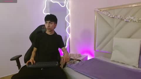 aress_tay online show from 05/21/26, 03:13