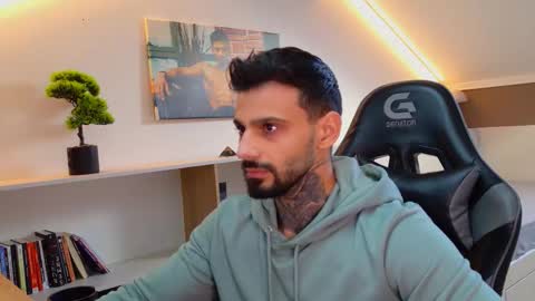 Ares Steel online show from 10/20/25, 06:03