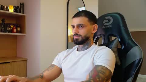 Ares Steel online show from 11/11/25, 02:06