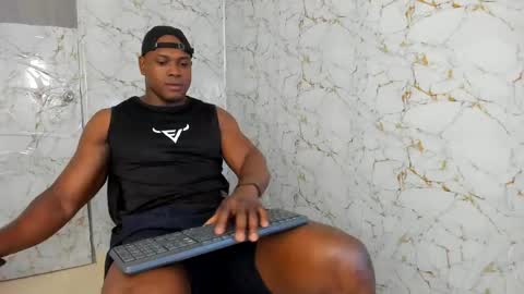 Snapshot of arex_black chatting on 05/13/26, 02:53 Alex online show from 05/13/26, 02:53