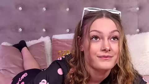 Ariel online show from 12/19/25, 08:27