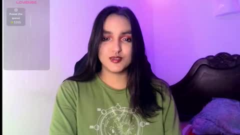 Bella online show from 11/05/25, 12:21