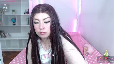 Snapshot of ari_rossee_ chatting on 01/16/25, 02:19 online show from 01/16/25, 02:19