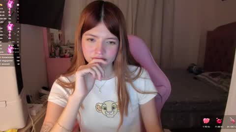 Snapshot of ari_sweet1 chatting on 01/05/25, 10:10 Ari online show from 01/05/25, 10:10