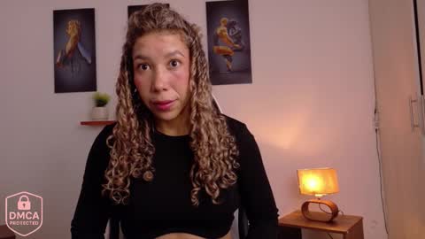 Snapshot of aria_bliss_01 chatting on 11/08/25, 12:38 aria_bliss_01 online show from 11/08/25, 12:38