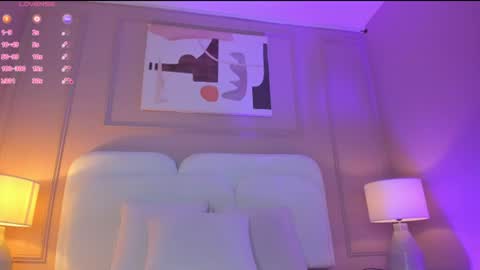 Snapshot of aria_greco chatting on 07/17/26, 02:51 Aria online show from 07/17/26, 02:51
