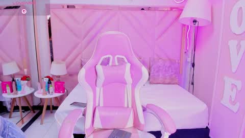 Aria Jones online show from 09/17/25, 01:13