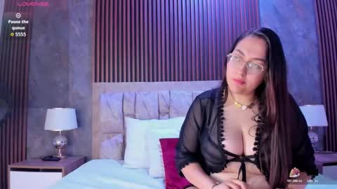 aria_kai_ online show from 02/11/26, 12:21