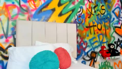 aria online show from 03/11/26, 02:56