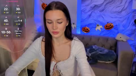 aria_mila online show from 10/24/25, 11:17