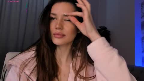 aria_mila online show from 03/26/26, 03:12