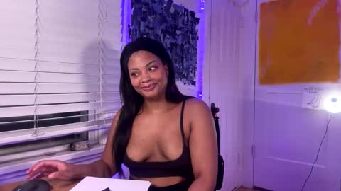 Snapshot of ariaatelier chatting on 09/25/25, 06:50 Aria Atelier online show from 09/25/25, 06:50